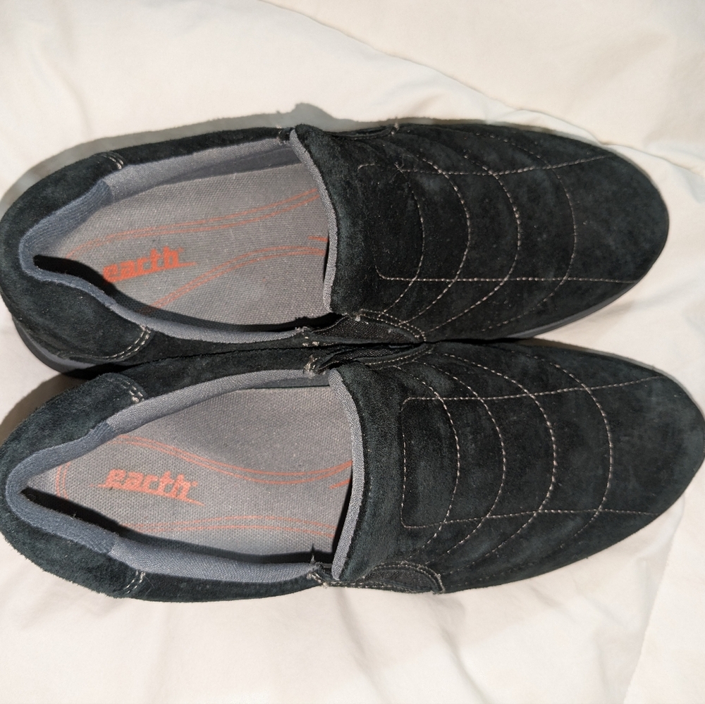 Women's Earth Journey Black Slip-On Shoes 8.5 wide - Picture 3 of 6